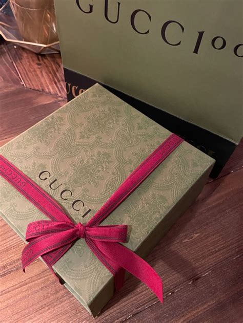 gucci christmas wrapping|Gucci complimentary gift wrapping.